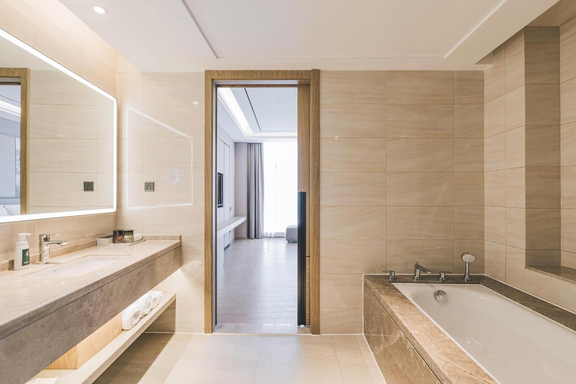 Atour Hotel Shenzhen Xili Innovation Valley ภายนอก รูปภาพ